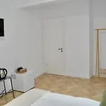Apartament Tzatziki 1 *